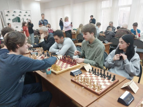 Победа на городском шахматном турнире!.