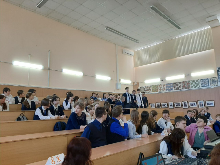 «Мы – будущее России, нам выбирать».